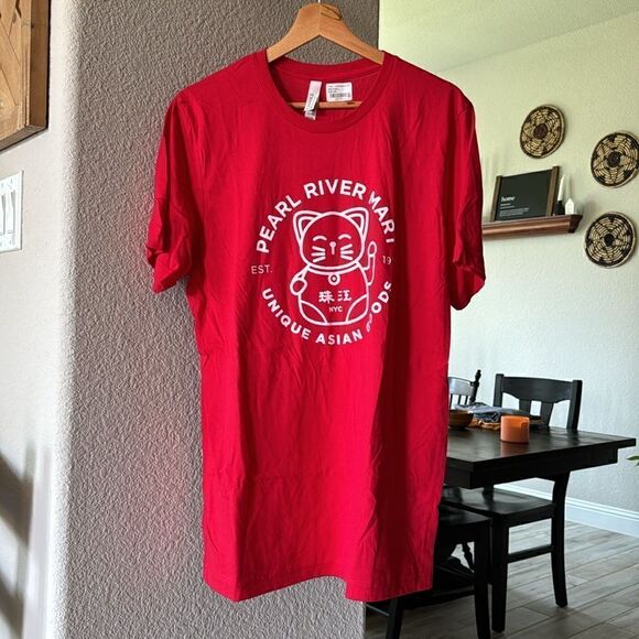 NWT Pearl River Mart Lucky Cat T-Shirt, Red Canvas L Cotton Short Sleeves Unisex - Picture 3 of 8